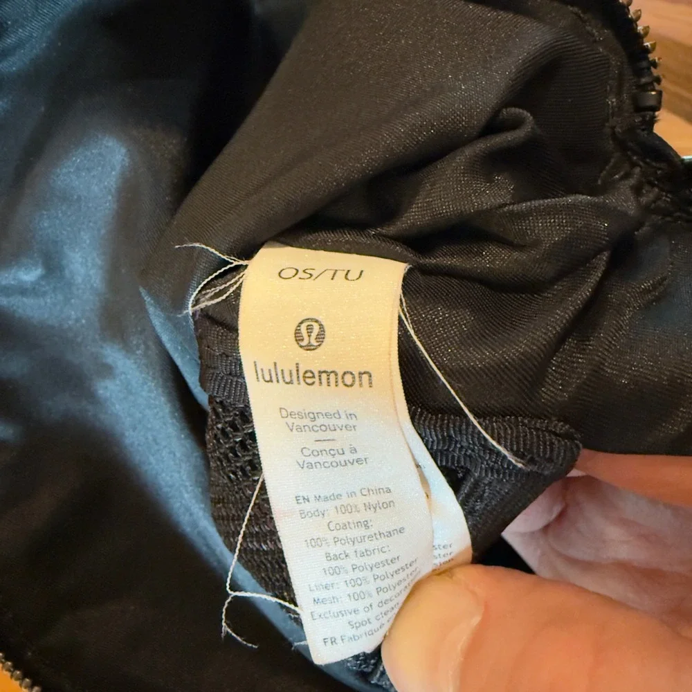 Lululemon All Night Festival Bag‎ Black Crossbody Messenger Nylon OS/TU